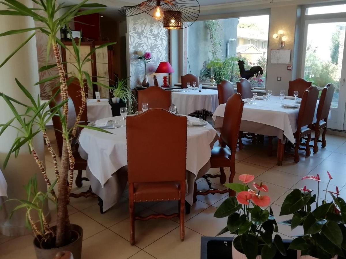 Hotel De Bretagne Dol Centre Ville - Hotel Et Restaurant 돌드브레테인 외부 사진