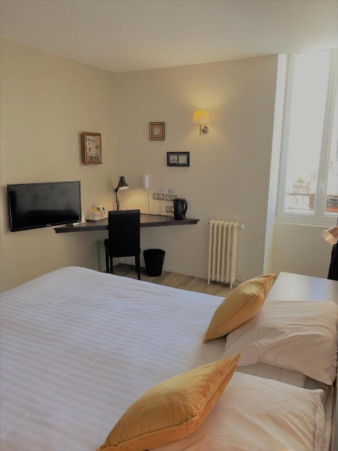 Hotel De Bretagne Dol Centre Ville - Hotel Et Restaurant 돌드브레테인 외부 사진