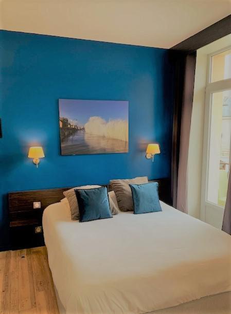 Hotel De Bretagne Dol Centre Ville - Hotel Et Restaurant 돌드브레테인 외부 사진