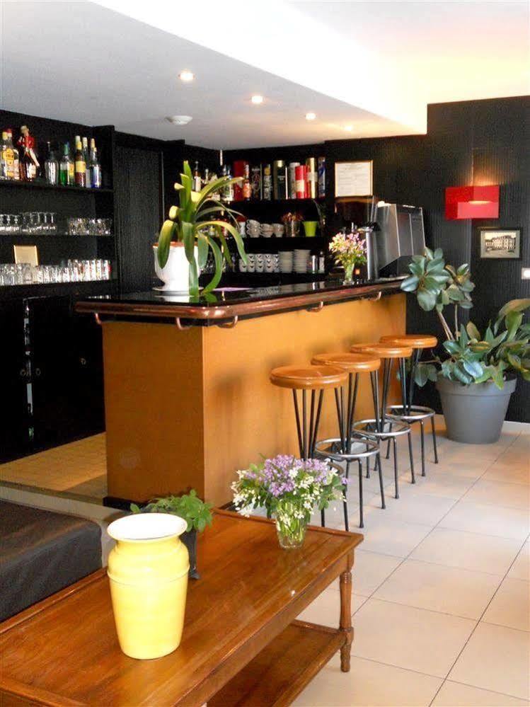 Hotel De Bretagne Dol Centre Ville - Hotel Et Restaurant 돌드브레테인 외부 사진